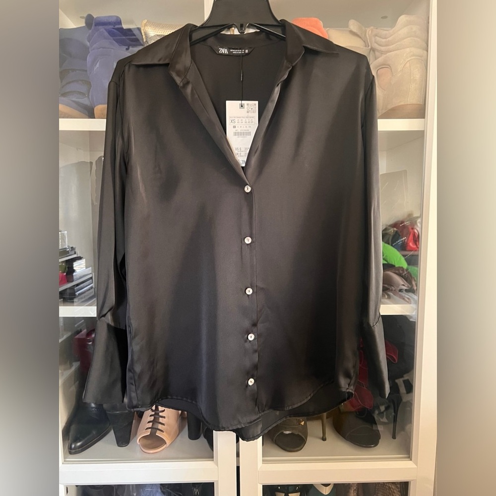Zara Satin Blouse NWT Size XS Black